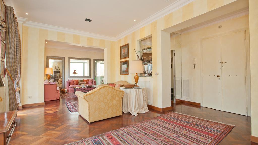 Rental In Rome - Fontana Di Trevi Penthouse Zewnętrze zdjęcie